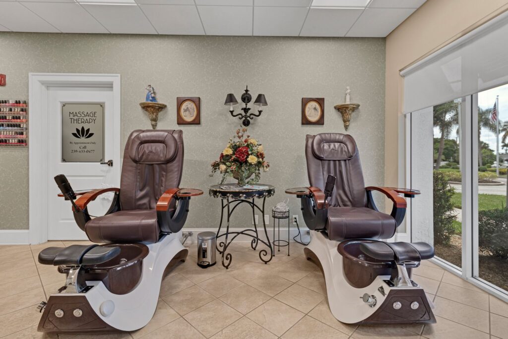 Salon massage chairs